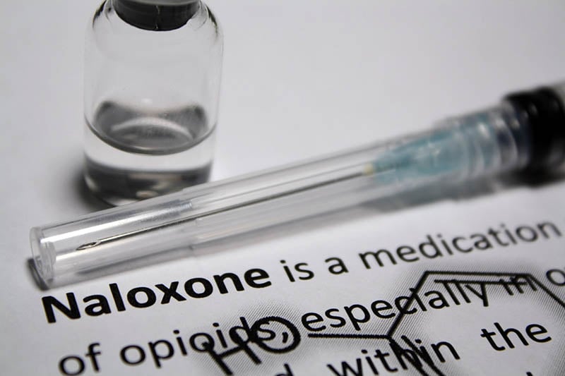 Naloxone In Cardiac Arrest Emra