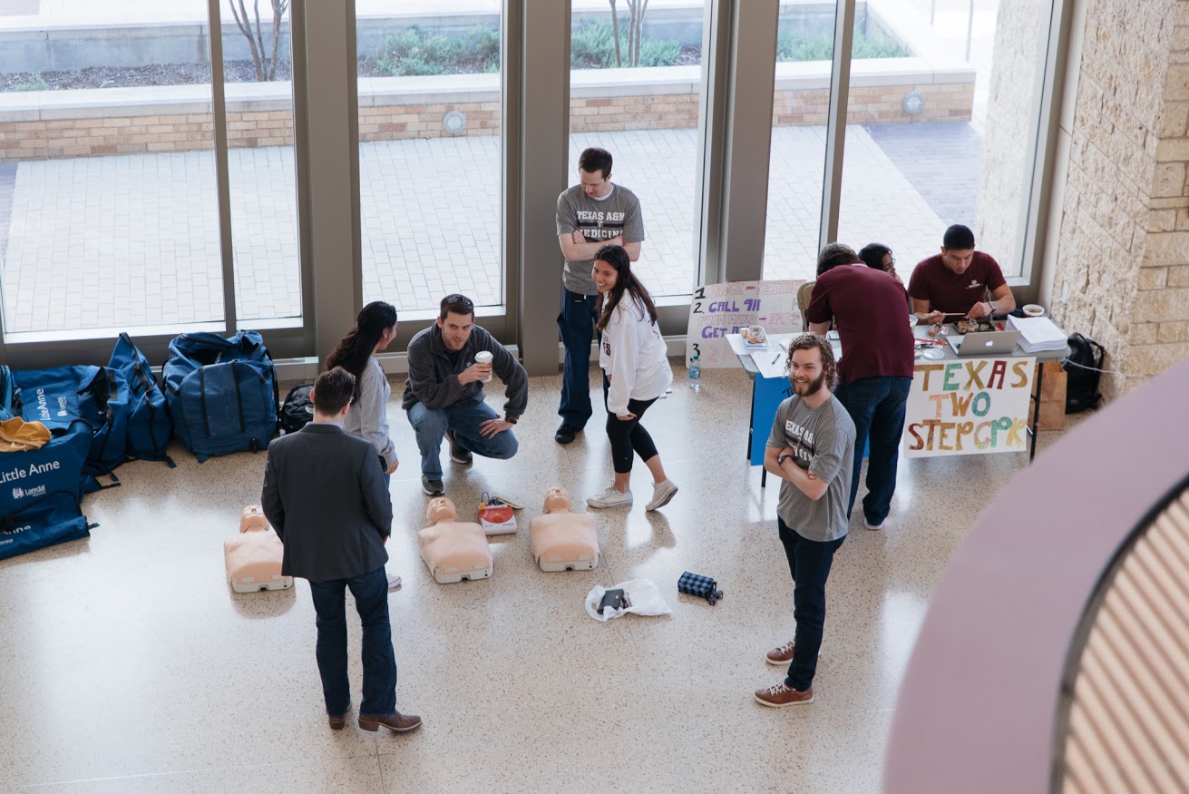A CPR training station gets underway during the Texas Two Step campaign in February. (Photo by Cody Cobb)